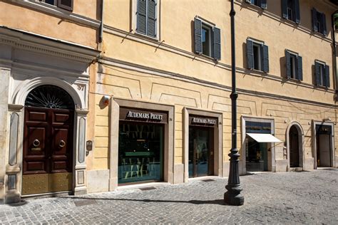 Audemars Piguet opens in Rome in Piazza di San Lorenzo